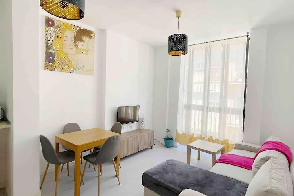 Stylish 2 Bedroom Apartment Next To Lamerced Plaza مالقة إسبانيا